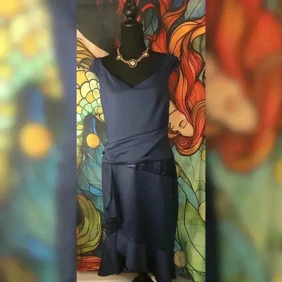 Venus Ruffle detail Dress size Large - Picture 2 of 10